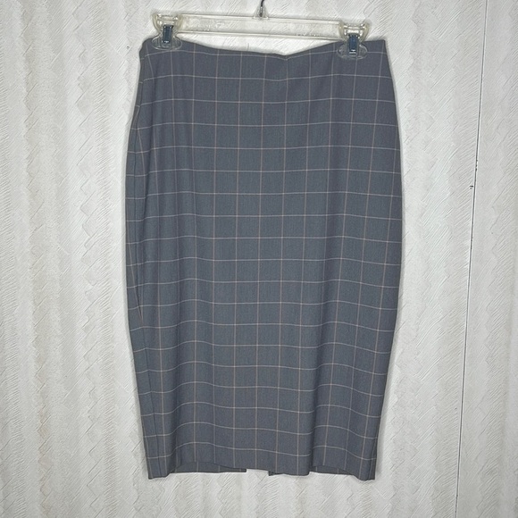 ❤️ 🆕 EXPRESS Plad Skirt Size 4 - Picture 2 of 4